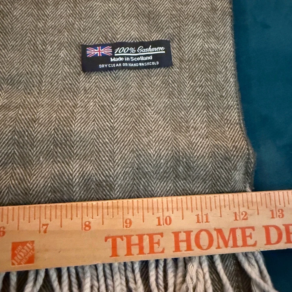 100% Cashmere‎ Herringbone Scarf Made in Scotland Tan Brown EUC